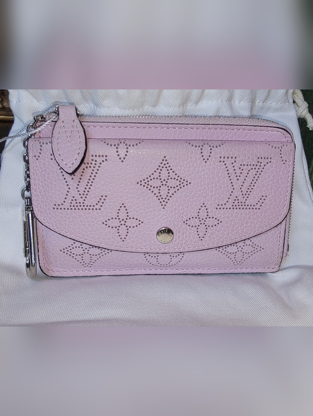 LOUIS VUITTON PINK Porto Verso Monogram Mahina Leather Small Wallet Key Case